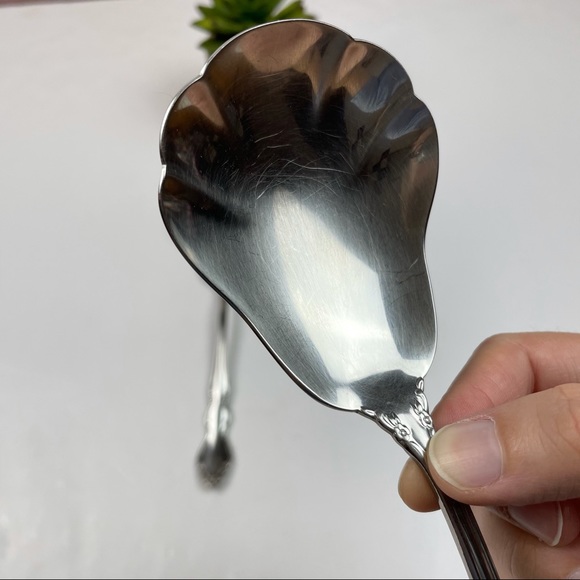 Oneida Stainless Sugar Spoon Cube Set of 2 - Picture 3 of 7